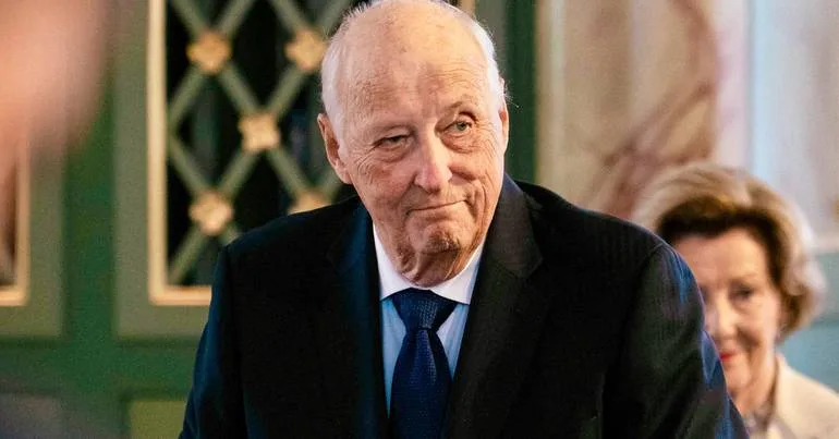 Rei Harald V da Noruega tem doença sanguínea autoimune