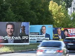 Aus der Schmoll-Ecke: Sachsen-Anhalt baut eine Diktatur, Berlin Poller und Bio-Toiletten