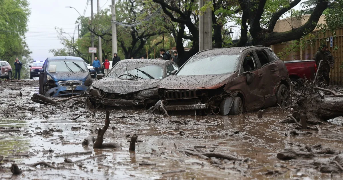 Las imágenes del aluvión en Santiago de Chile: así quedó la ciudad tras el fuerte temporal