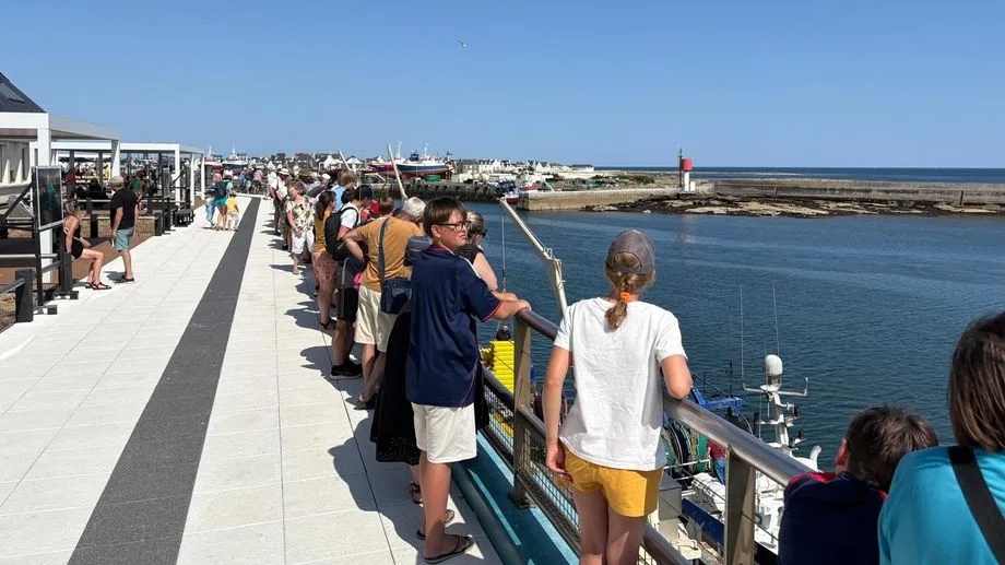 "Attention à la tête" : dans ce port du Finistère, on peut devenir pêcheur sur un chalutier une après-midi