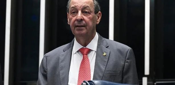 Relator no Senado libera parecer pelo fim da 6x1 para ser votado na quarta