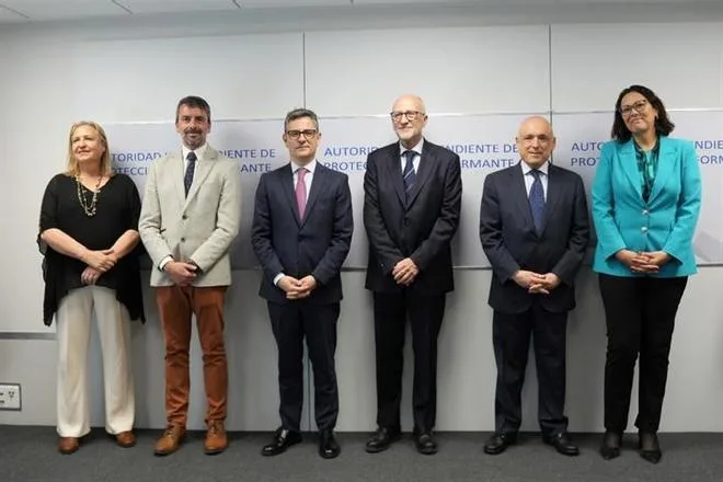 Informantes de corrupción: siete comunidades incumplen la ley para protegerles y muchos de los que dan el paso se arrepienten