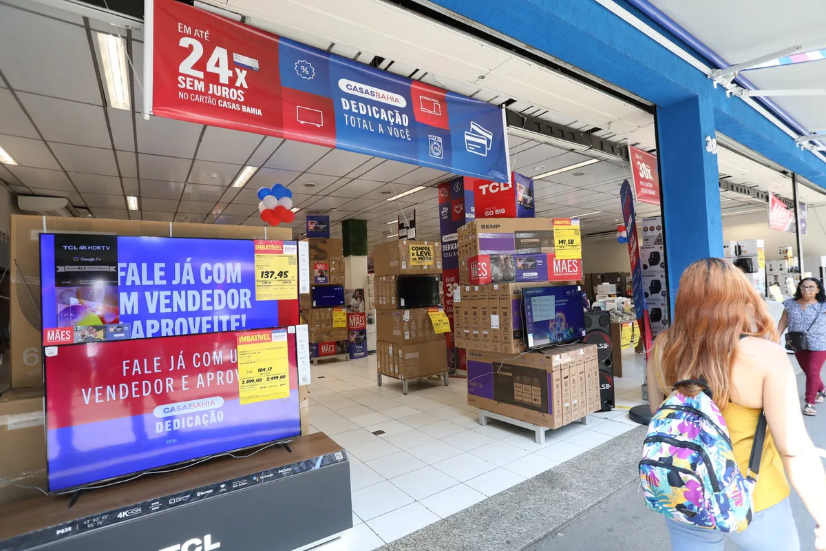 Ações da Casas Bahia despencam na Bolsa e passam de mais de R$ 400 para centavos em cinco anos