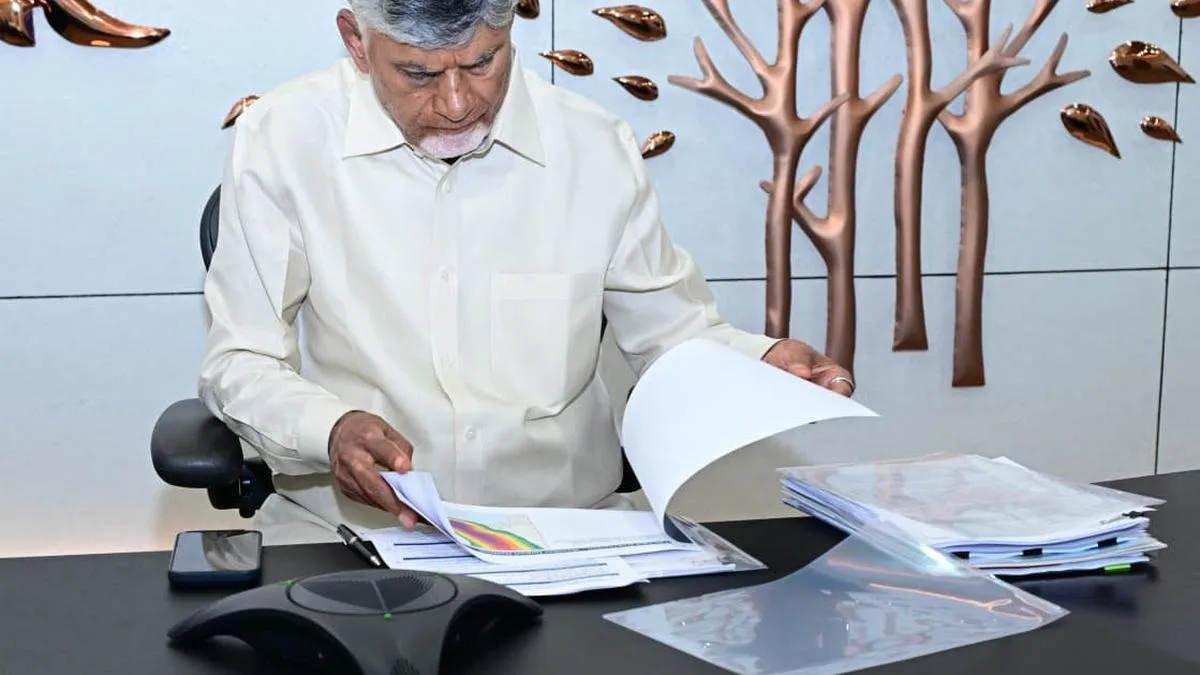 Naidu tells Collectors to stay alert, restore roads and move people from landslip-prone areas as rain continues