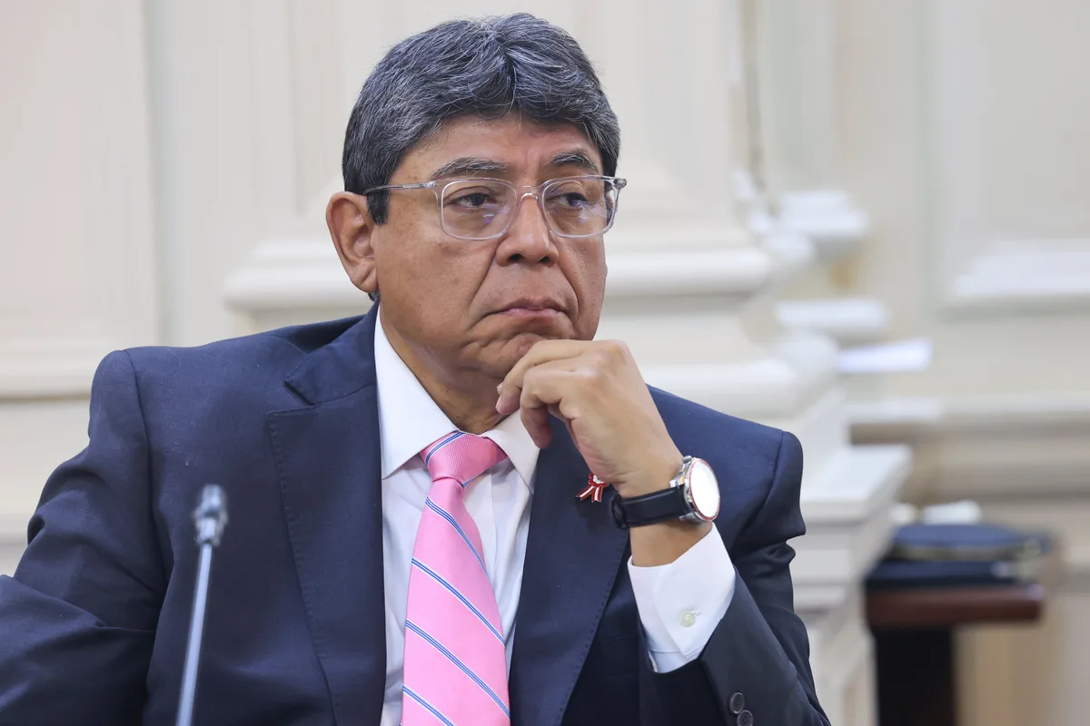 Ministro de Economía tras reprimenda de Keiko Fujimori: “Pido mil disculpas (a damnificados); fue una expresión poco feliz”