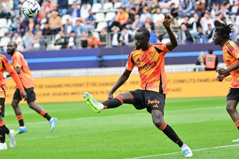 Mercato : Crystal Palace courtise Mbow