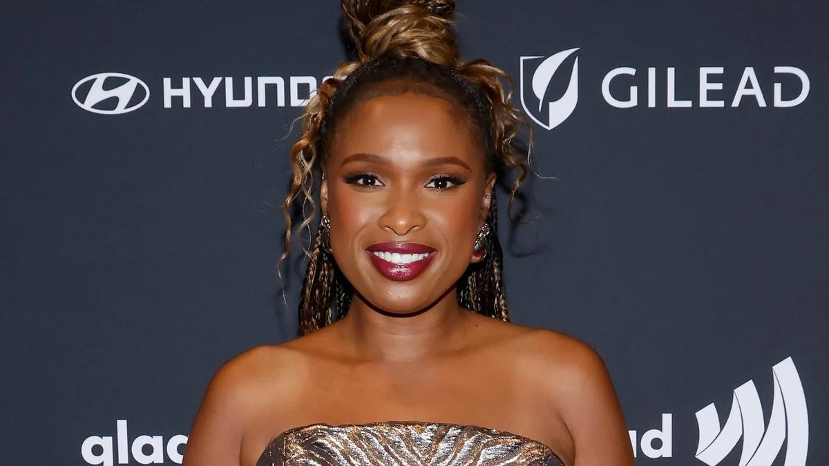 Jennifer Hudson is 'putting herself first' as son prepares to leave home
