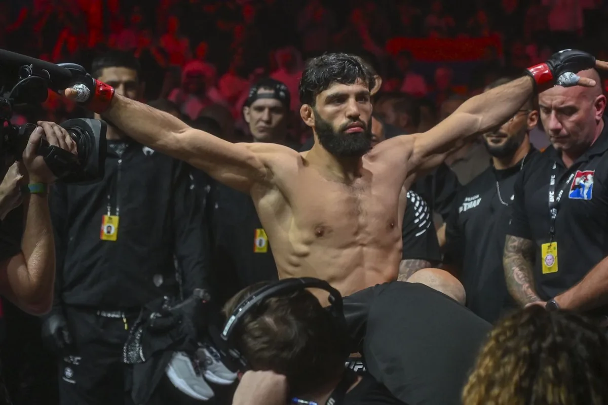 Царукян и Руффи отстранены на 60 дней после их боя на UFC 331