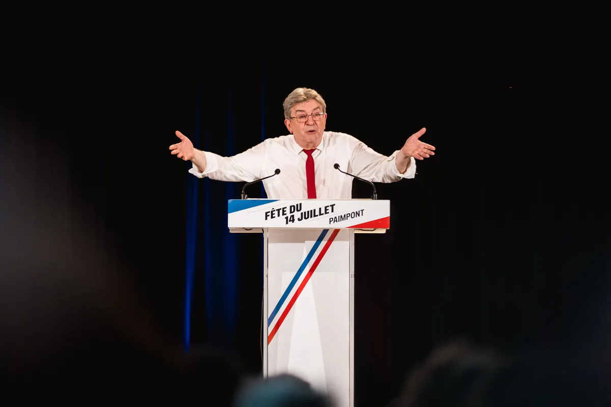 Mélenchon veut effacer 600 milliards d'euros de dette : une belle idée mais compliquée à mettre en oeuvre