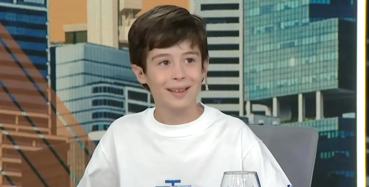 Stefano Marconi Sgroi, de 9 años, es fan de Colapinto y tiene el coeficiente intelectual más alto del país