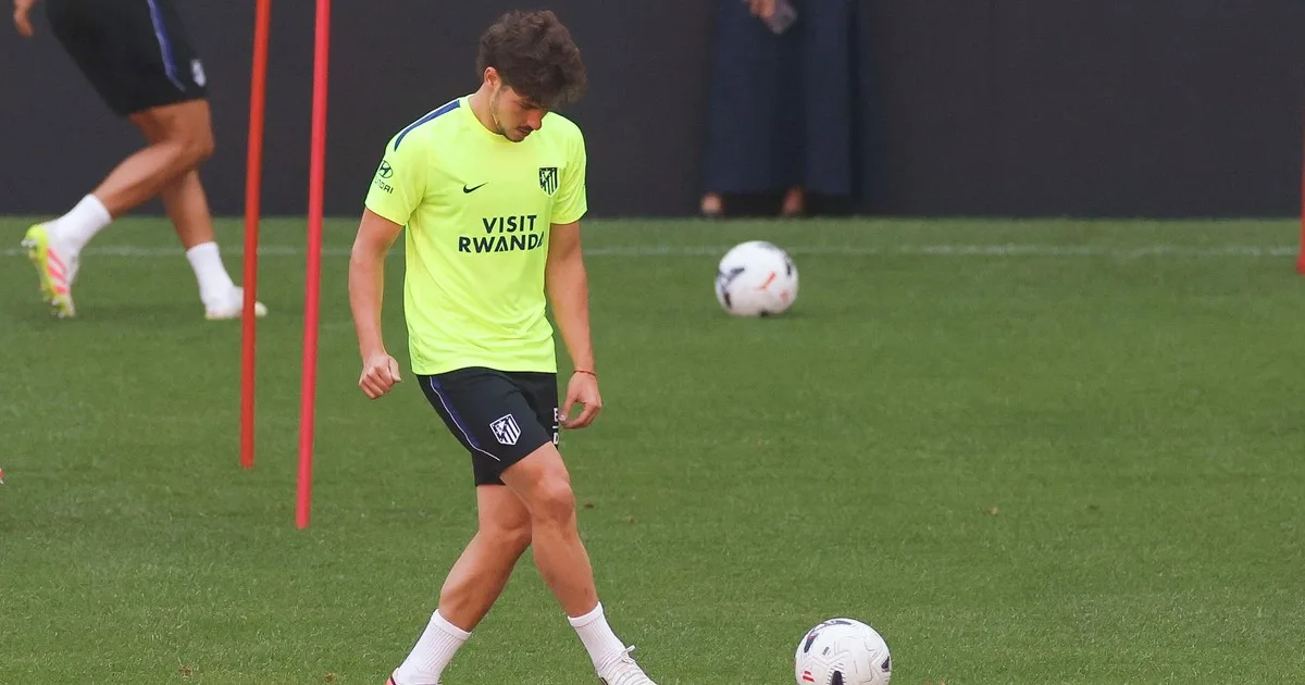 Último intento: Barcelona puso plazos por Julián Álvarez