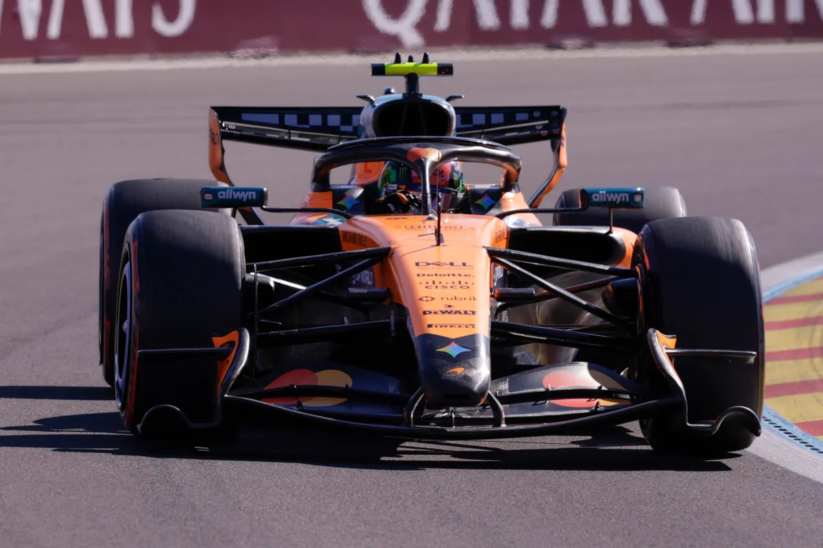 Lando Norris se robó el protagonismo para salir primero en el estreno del circuito Madring