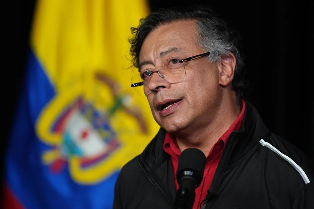 Petro negó que el faltante de $5 billones para pagar las pensiones se deba al aumento del salario mínimo: “Es producto del robo”