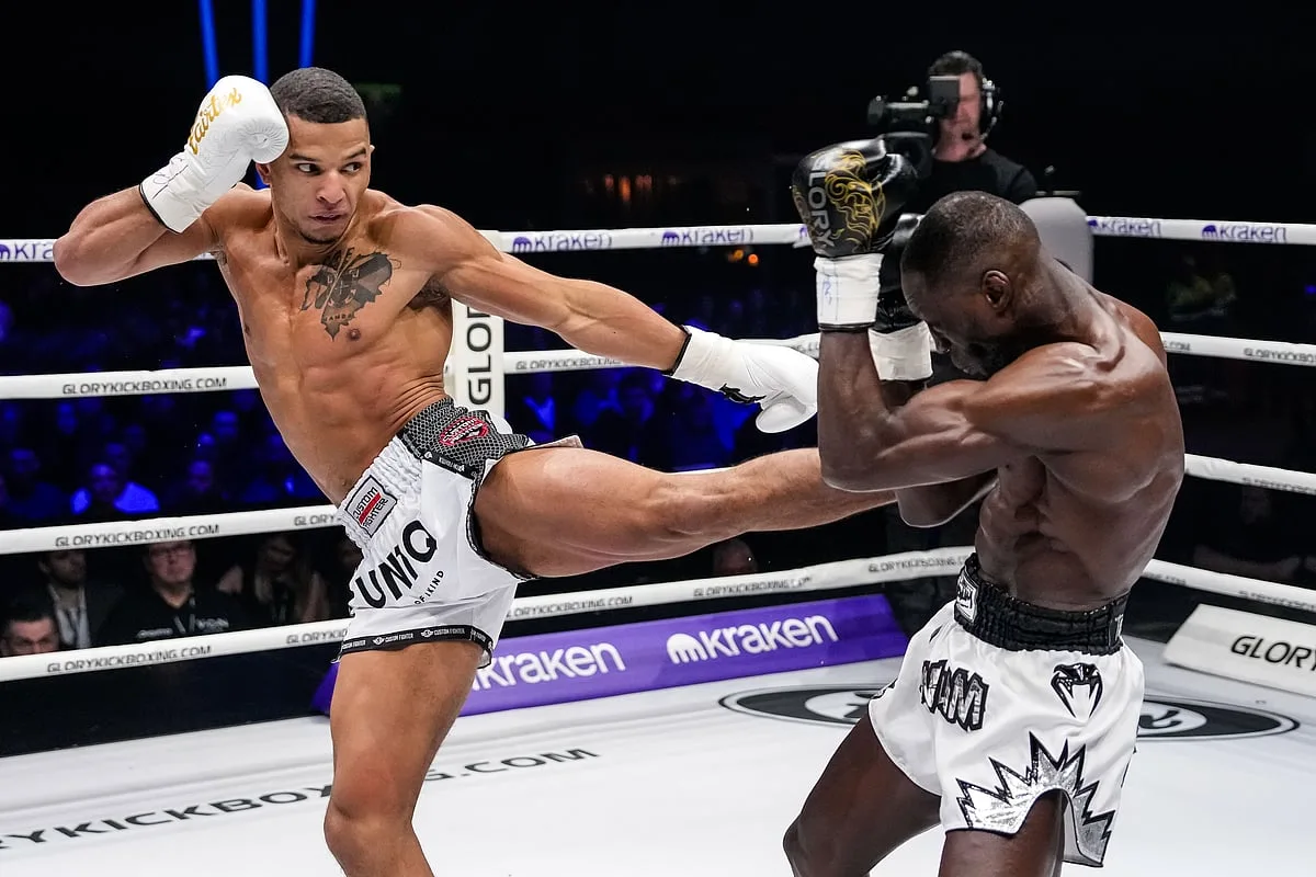 Kickboxing. Miguel Trindade procura inédito cinturão de Campeão Mundial dos pesos-pena em combate do Glory