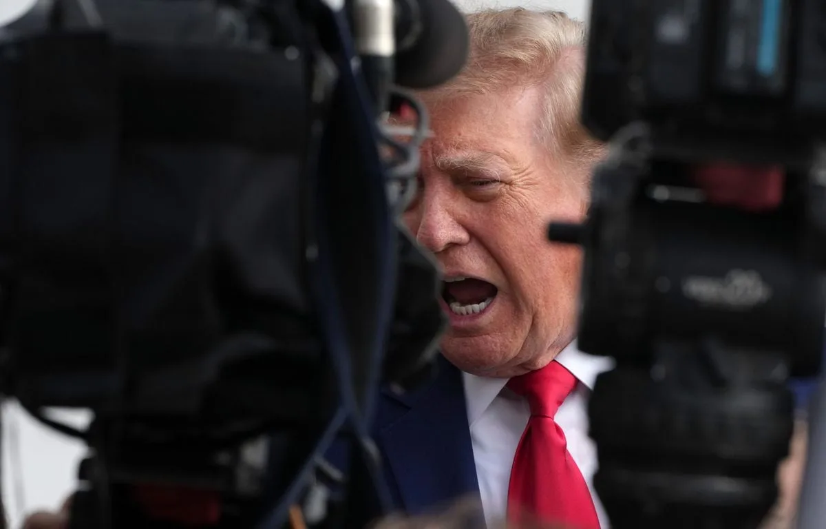 Guerre en Ukraine : Trump s’énerve, l’Europe fait bloc autour de Zelensky et Poutine se veut conquérant