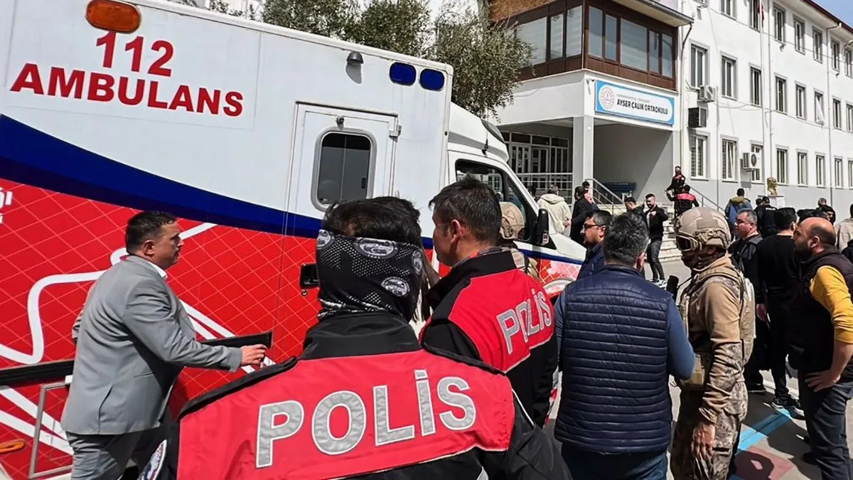 Türkei: Jugendlicher eröffnet Feuer nahe einer Schule – mindestens elf Verletzte