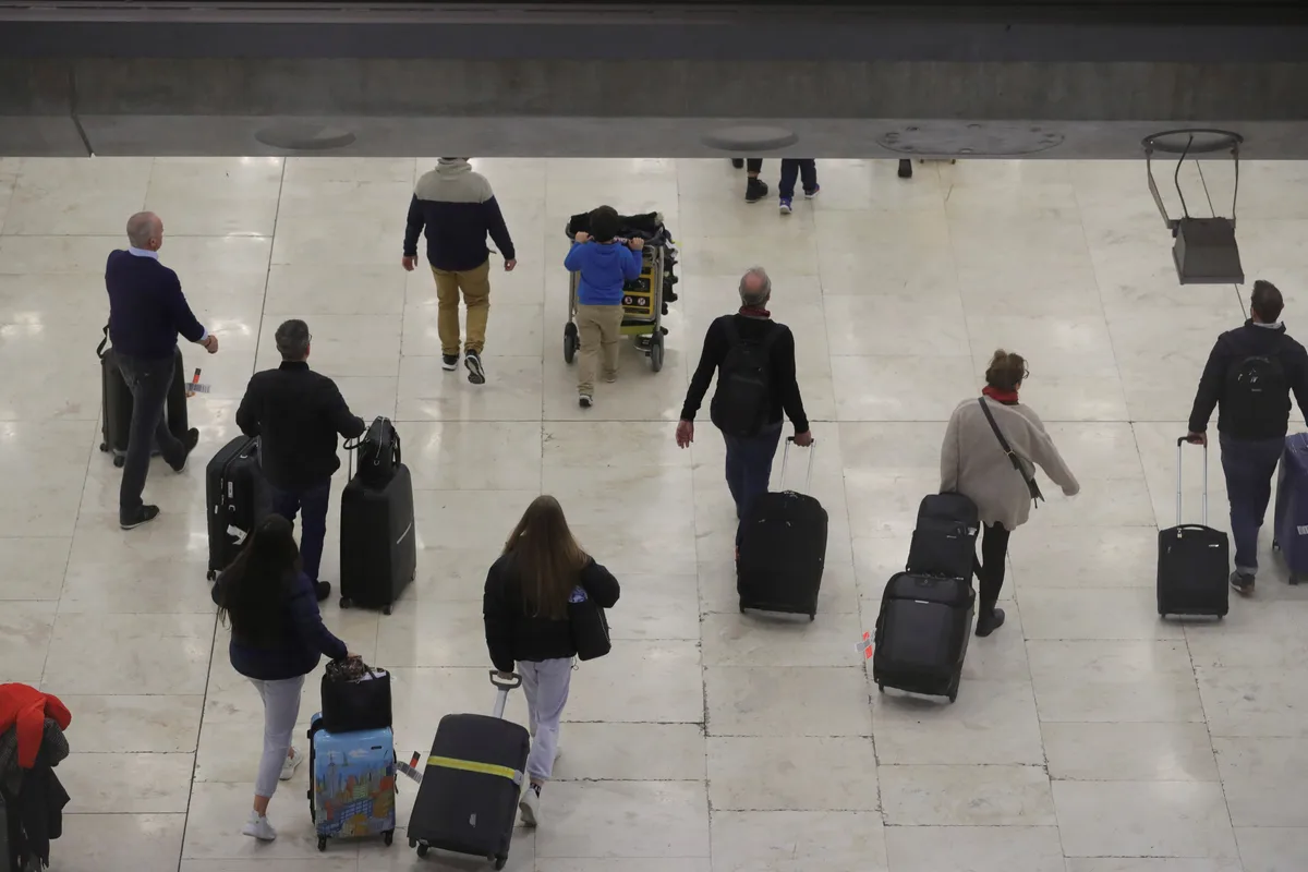 El verdadero desafío europeo no es la inmigración que se ve, sino la emigración que nadie registra