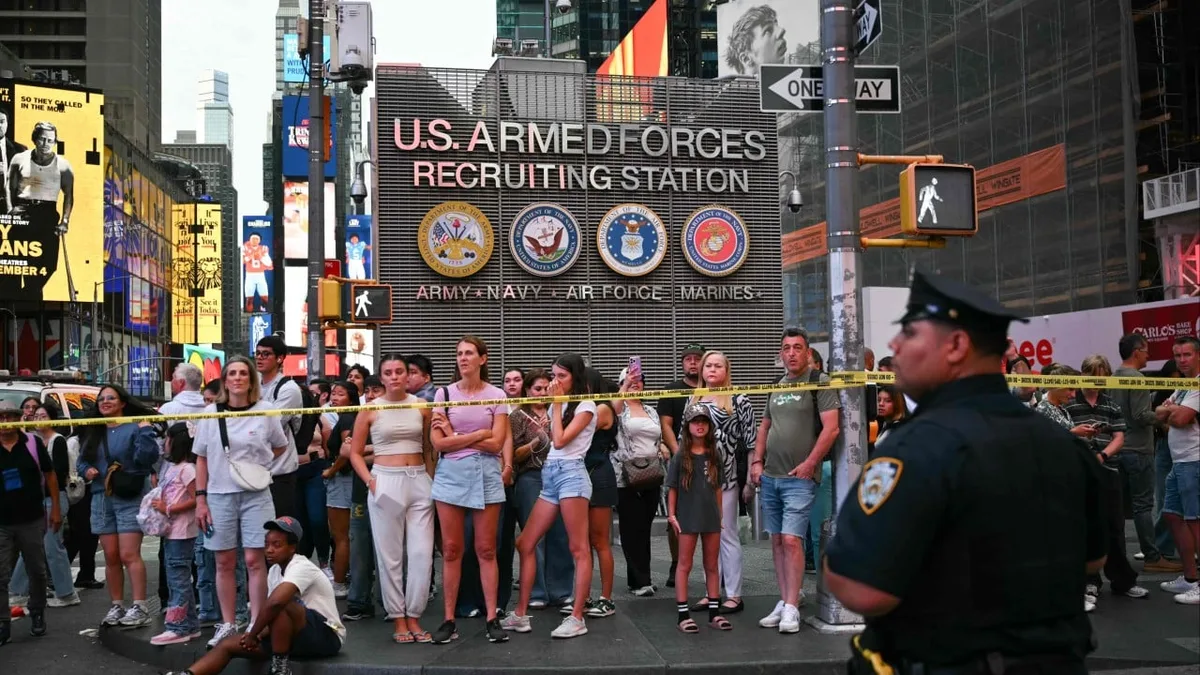 Woman shot by US police after 2 people stabbed in New York’s Times Square