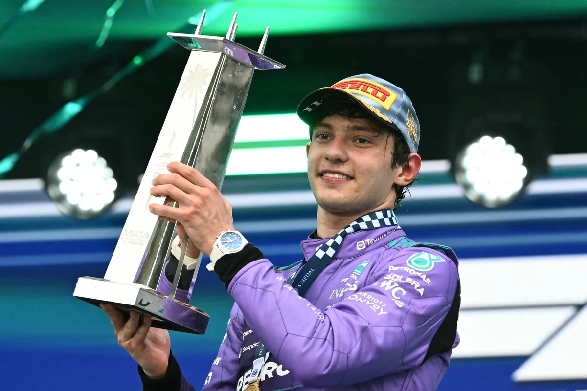 Antonelli entra em seleto grupo de pilotos que lutaram por título no 2º ano de F1; compare