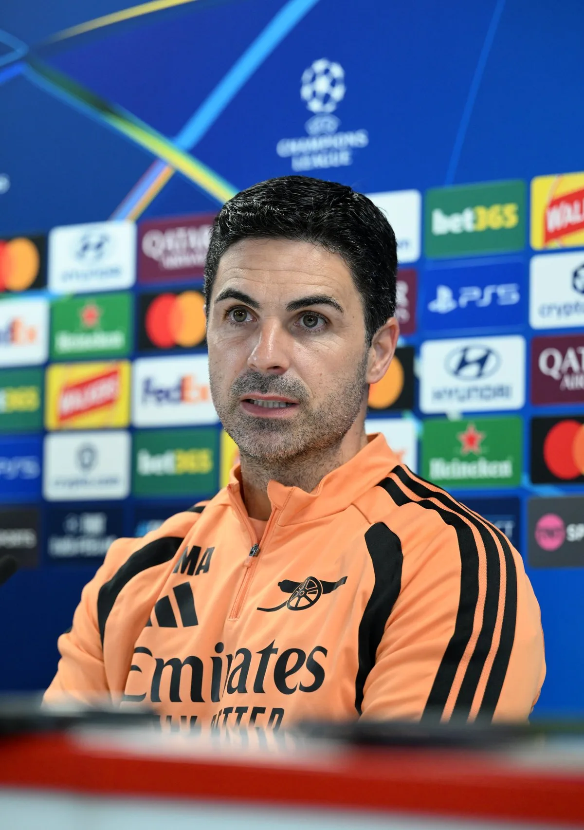 Mikel Arteta drops Arsenal selection hint after shock snub