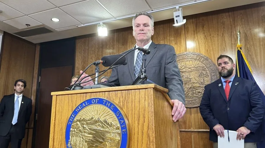Cook Political Report shifts 4 governors' races toward Democrats