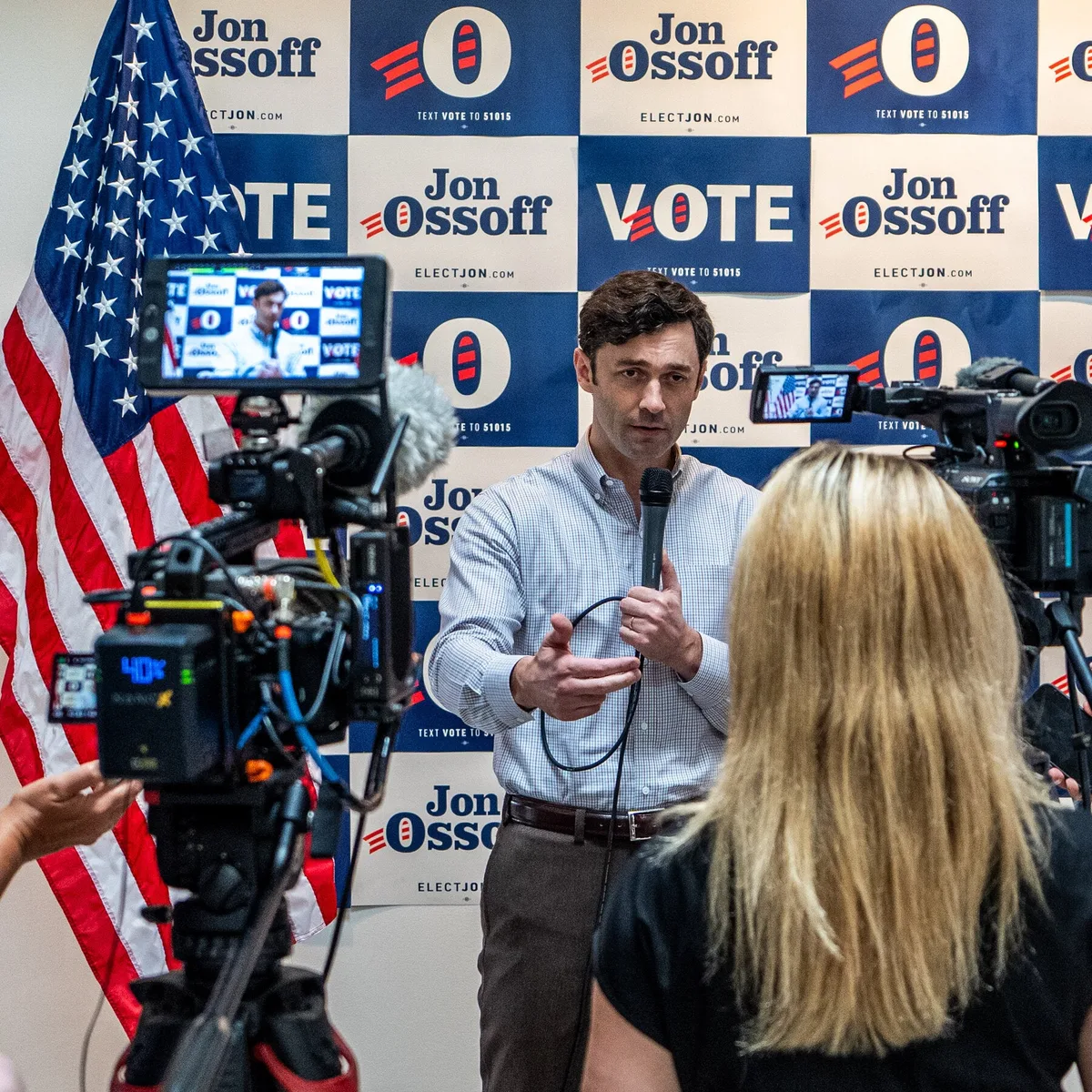 Democrats Tie Corruption to High Costs in Final Midterms Push