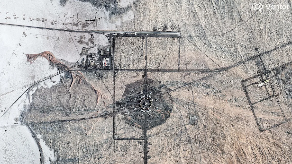 Chinas militärische Aufrüstung: Anlage in der Wüste wirft Fragen auf