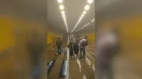 Chuva causa caos por São Paulo; carros boiam no túnel do Anhangabaú