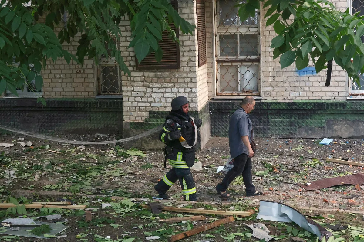 Al menos diez muertos en un nuevo ataque de Rusia contra Járkov, en el noreste de Ucrania