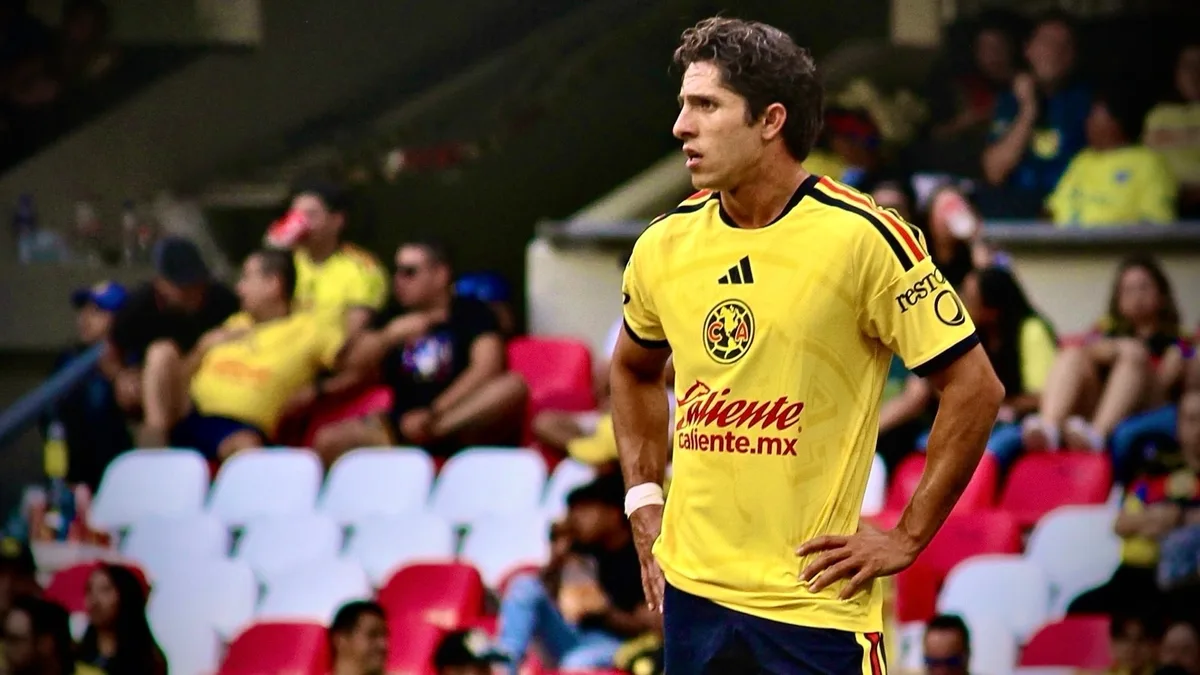 Fans explotan contra Alan Cervantes tras fallar su penal ante Rayados en la League Cup 2026: “Vete del América, mercenario”