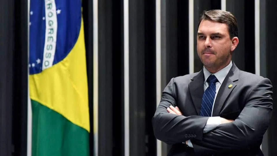 Asas da hipocrisia: jatinho de Vorcaro e dupla moral do bolsonarismo