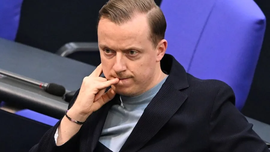 Ermittlungen zu Klinikgelände: Durchsuchungen bei SPD-Abgeordnetem Adis Ahmetovic