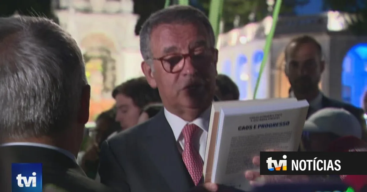 Seguro dá continuidade à Festa do Livro e faz questão de ter Marcelo no local
