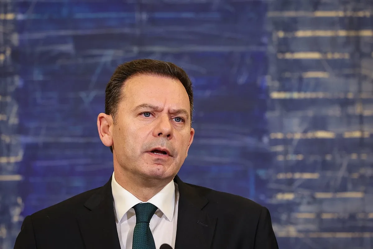 Montenegro convicto da legalidade de uso das Lajes diz que poder judicial “não deve fazer juízos políticos”