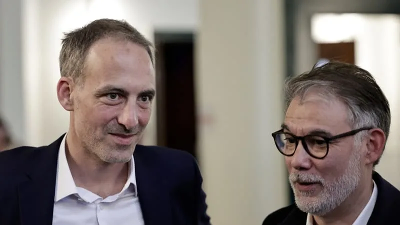 "On assume ce désaccord fondamental": Raphaël Glucksmann a demandé, en vain, au PS une charte pour acter l'absence d'un accord avec LFI aux législatives