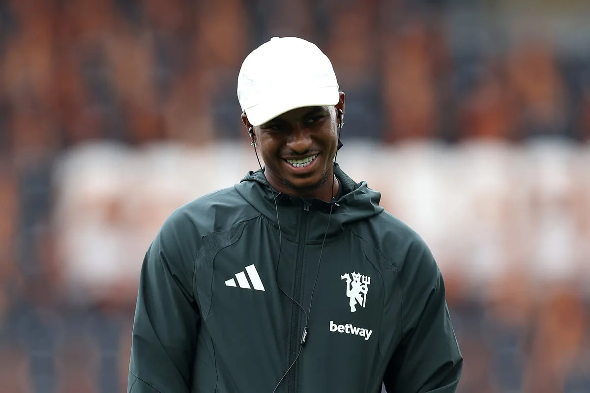 Manchester United XI vs Hull: Starting lineup, confirmed team news, injury latest for Premier League today