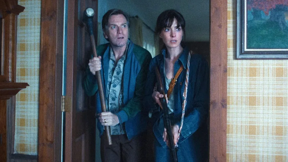 ‘The End Of Oak Street’ Rotten Tomatoes Reviews Roar With Enthusiasm