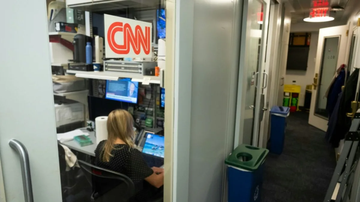 Große US-Sender schränken Trump-Berichterstattung ein - Protest gegen Hausverbot für CNN