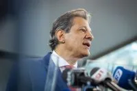 Novas imagens contradizem abordagem a motorista de Haddad, diz PM