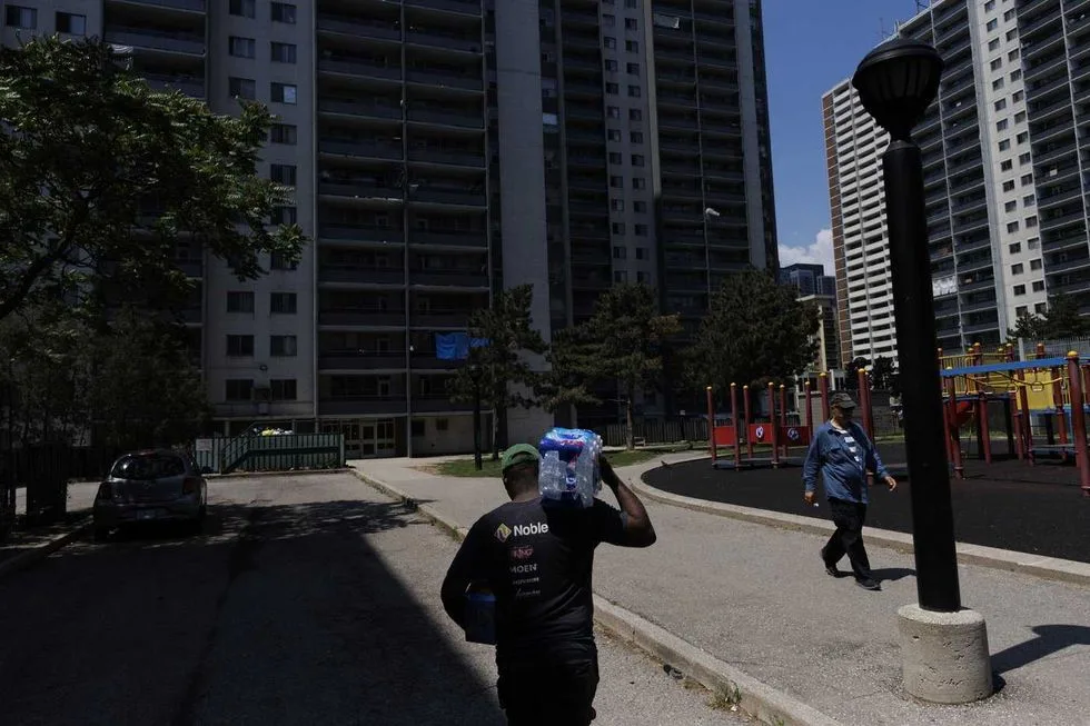 Hamilton to pilot bylaw to protect downtown renters from extreme indoor heat