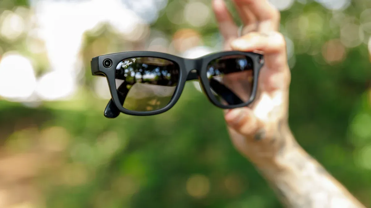 Meta Smart Glasses estão banidos dos tribunais da Inglaterra; entenda