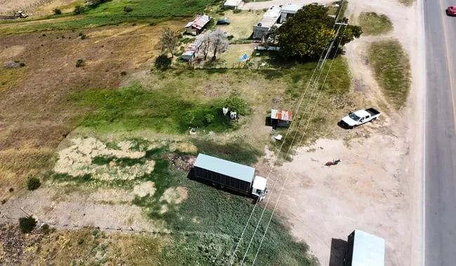 Lavado de camiones que transportaban pollo y puerco operaba sin tratamiento de aguas residuales en Chiapas, imponen clausura temporal