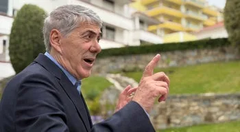 José Sócrates diz que novo julgamento é "o mesmo absurdo"