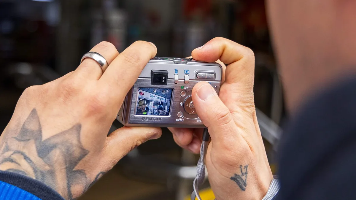 LoFi Cam: Dê mais criatividade às suas fotografias com filtros e efeitos inspirados nas câmaras digitais dos anos 2000
