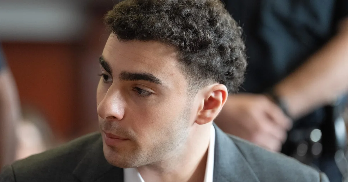 Luigi Mangione in discussions about possible guilty plea, sources say