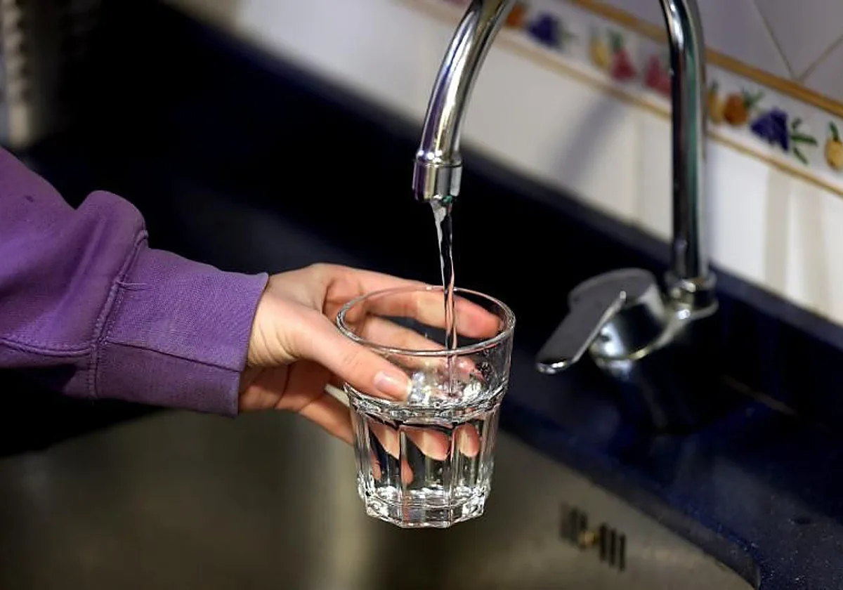 Ávila declara no apta para consumo el agua del polígono de Vicolozano por exceso de manganeso
