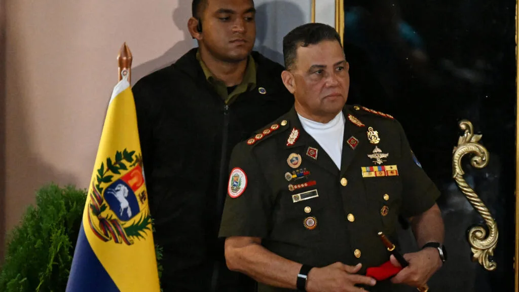 Del confrontamiento a la cooperación: Cúpula militar chavista respaldó el acuerdo petrolero con EEUU