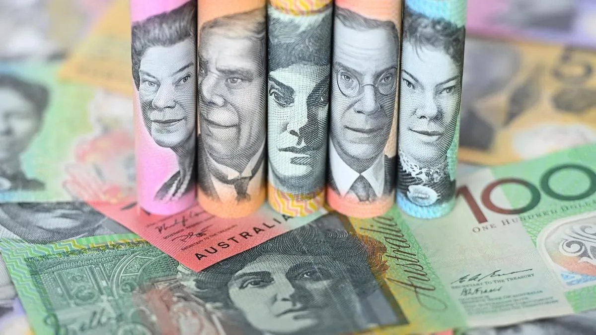 Federal debt ticks over $1 trillion for the first time
