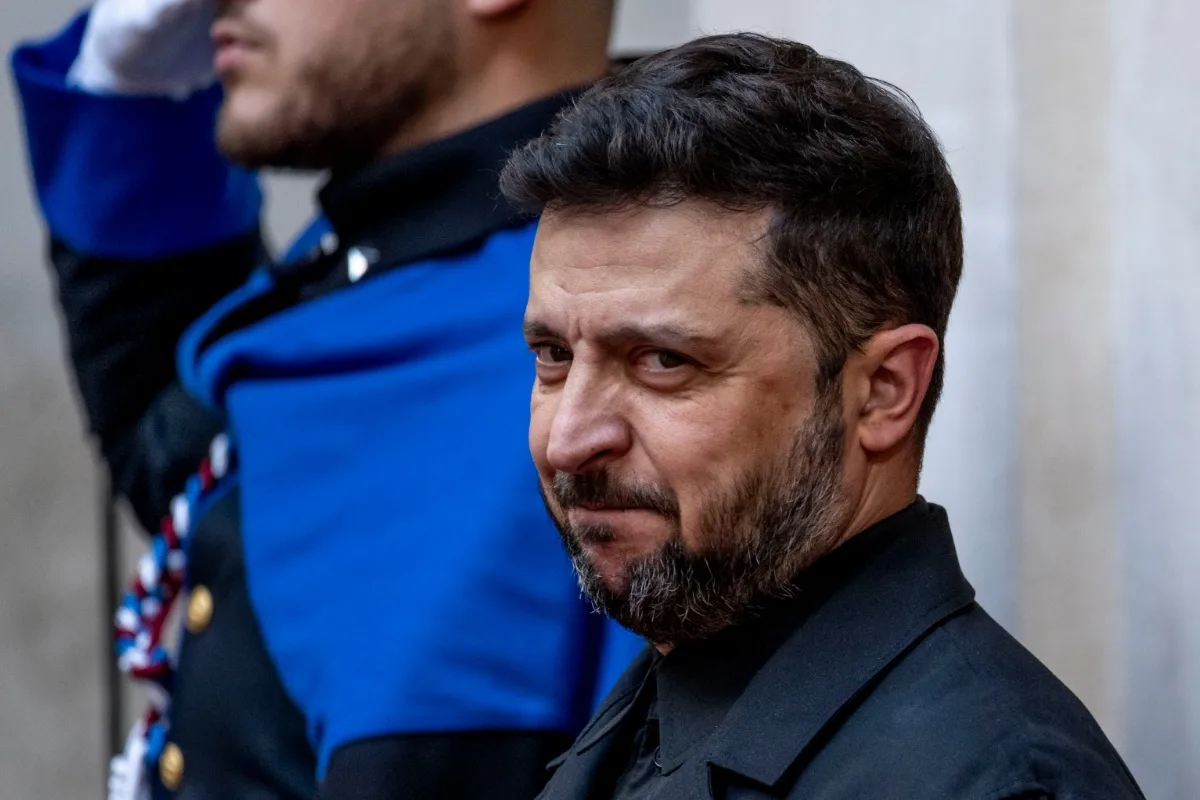 Zelensky ordena que Ucrânia triplique ataques de drones à Rússia