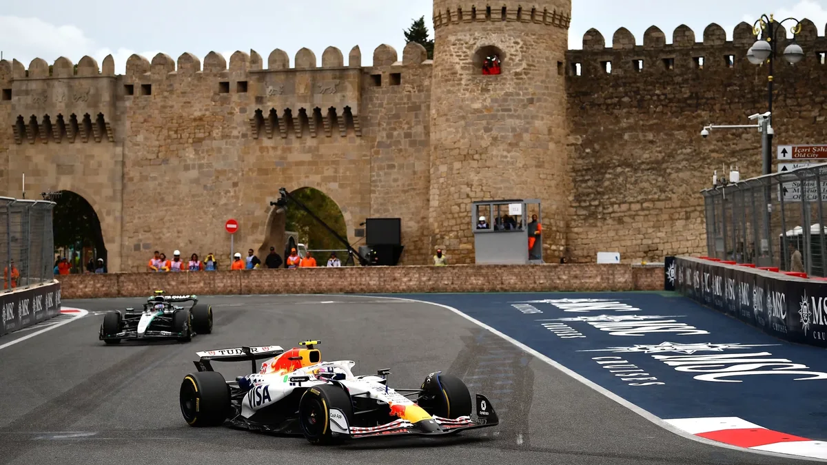 Fernando Alonso detona as novas regras da Fórmula 1: “Falta diversão”
